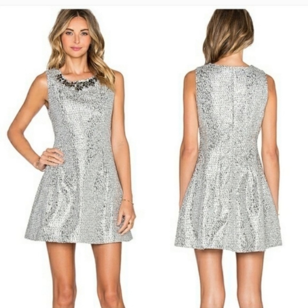 J.O.A Medium Revolve Embellished Metallic dress‎ / Women's